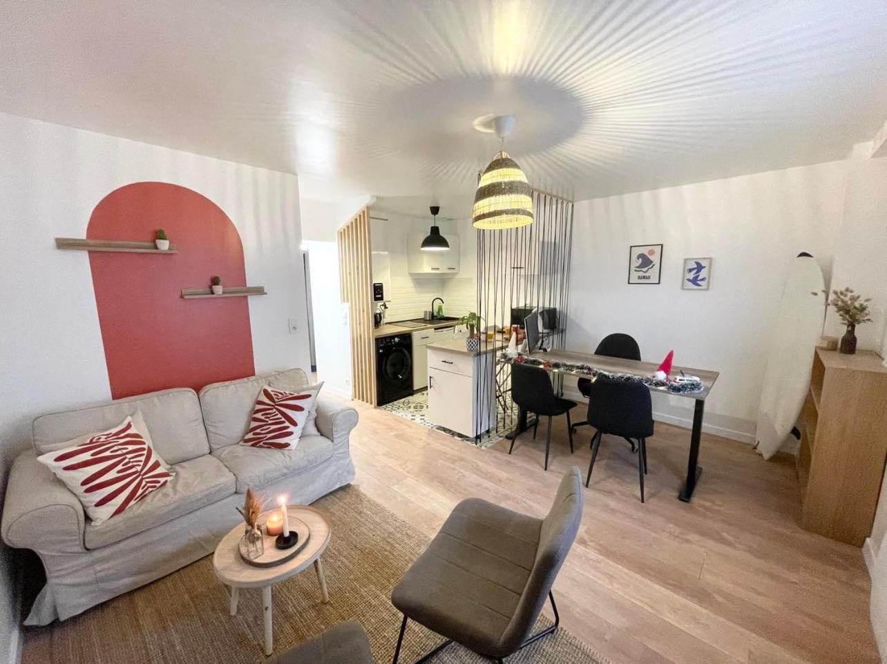 Cosy Centre-ville / Parking Gratuit Apartment *